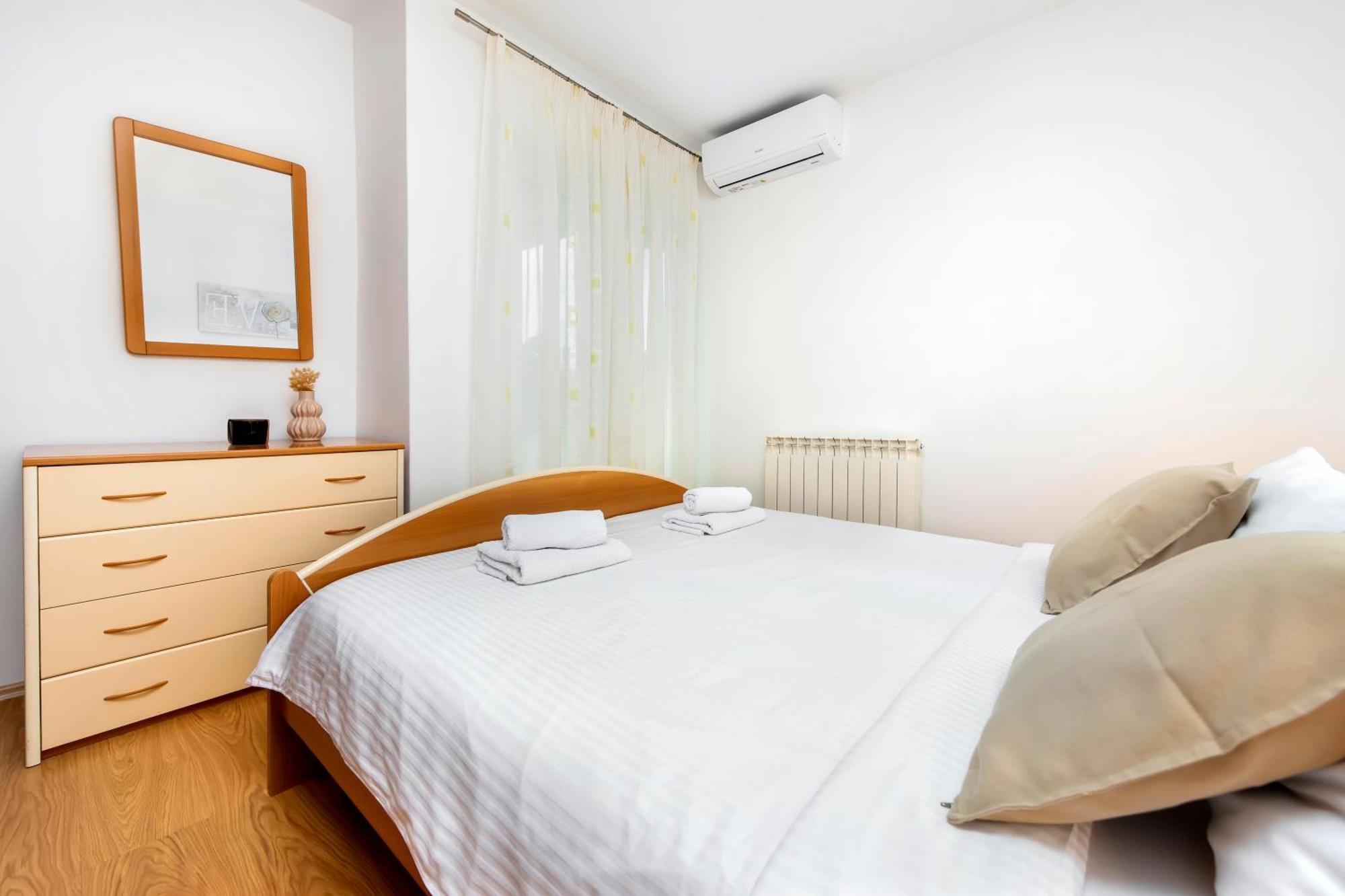 Apartments Sandra Rovinj Exterior photo