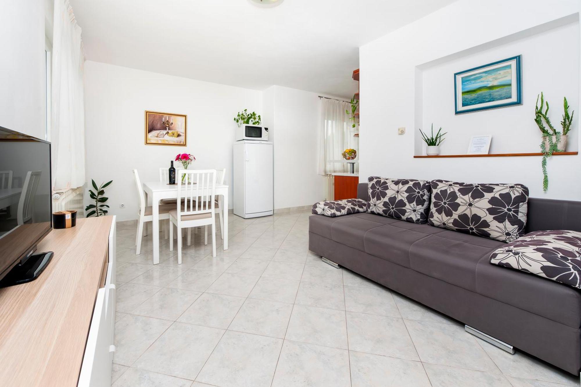 Apartments Sandra Rovinj Exterior photo